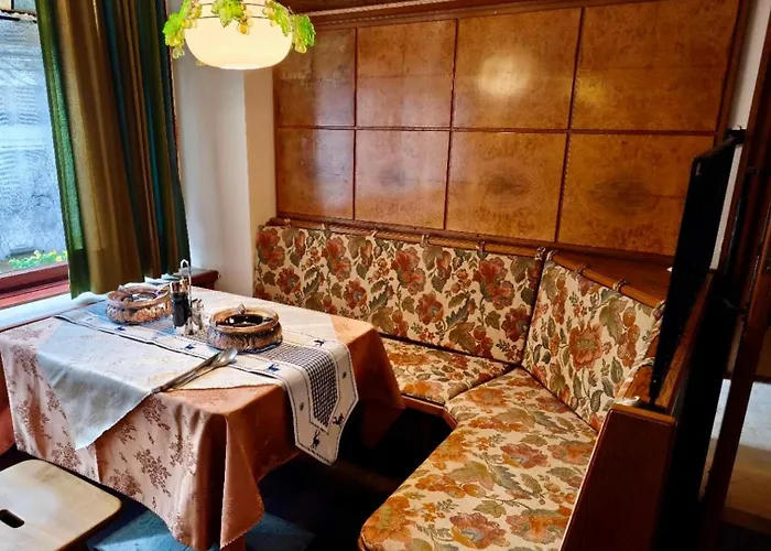 Goldner Stern * Kaub